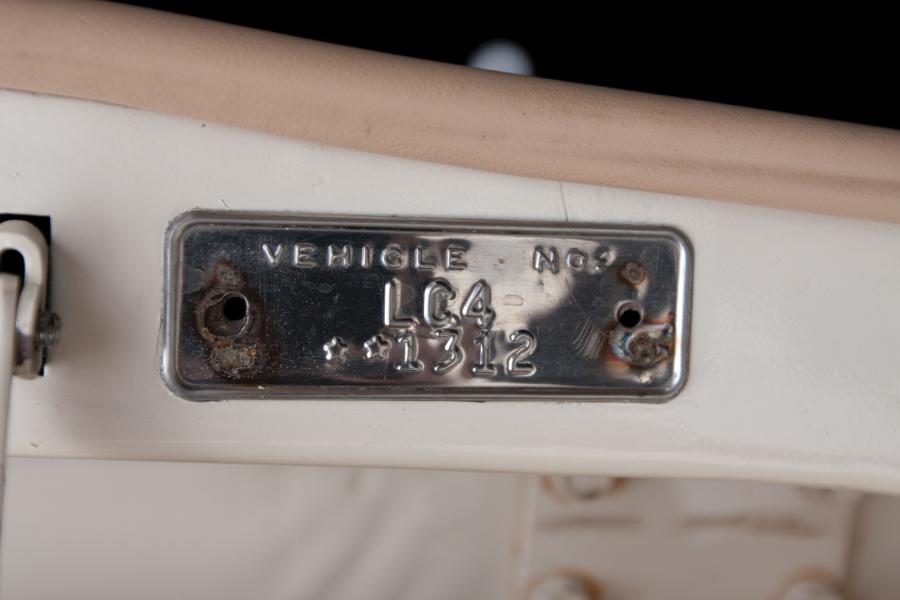  Chrysler 300D Convertible 1958 года  (фото 11 из 27)